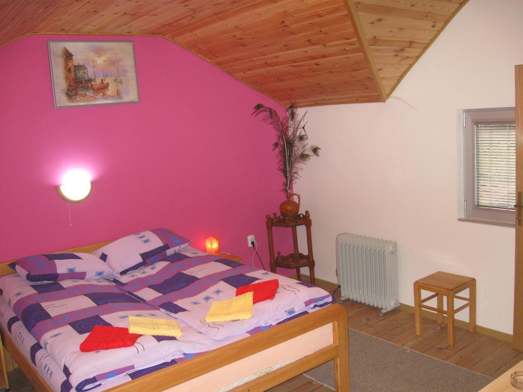 Amfora Rooms Caribrod Ντιμίτροβγκραντ Δωμάτιο φωτογραφία