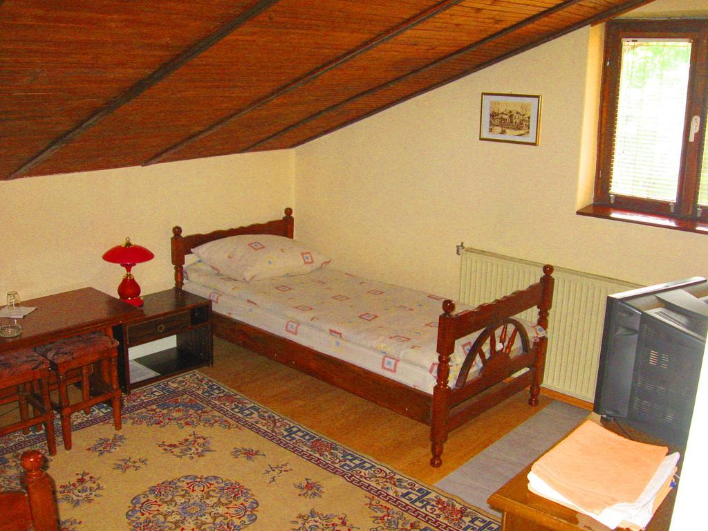 Amfora Rooms Caribrod Ντιμίτροβγκραντ Δωμάτιο φωτογραφία
