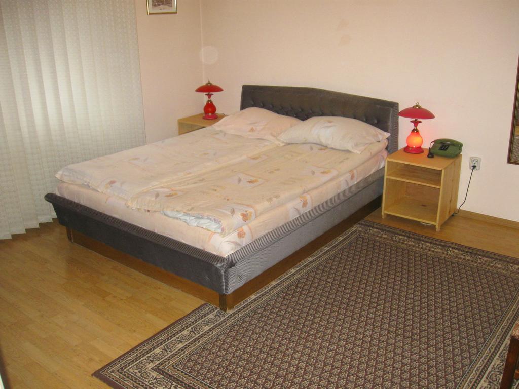 Amfora Rooms Caribrod Ντιμίτροβγκραντ Δωμάτιο φωτογραφία
